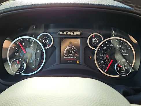 New 2026 RAM 2500 Lone Star AWD/4WD image 21