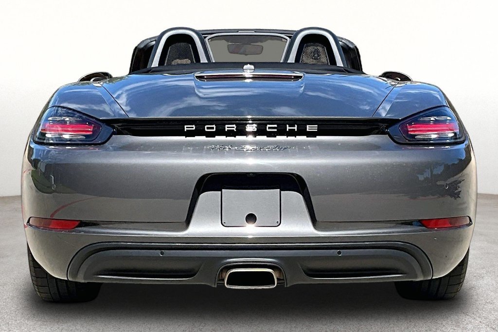 Used 2017 Porsche 718 Boxster RWD image 5