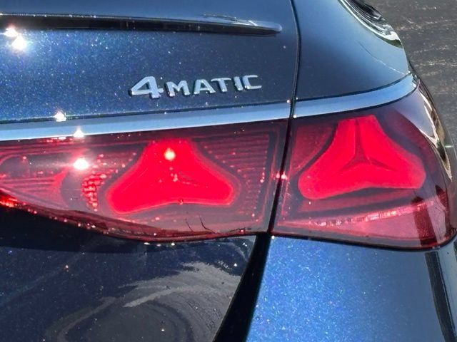 New 2027 Mercedes-Benz E 350 4MATIC Sedan image 12