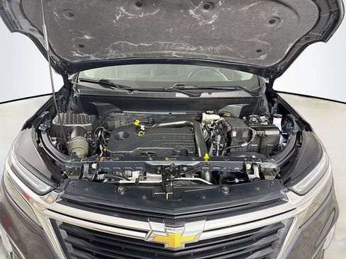 Used 2023 Chevrolet Equinox LT image 30