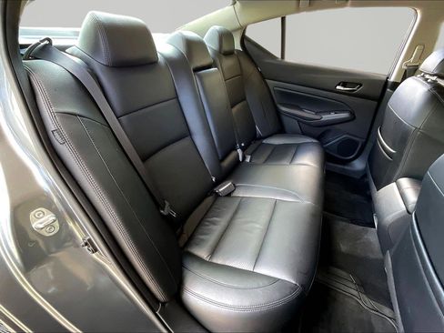 Used 2019 Nissan Altima 2.5 SR w/ SR Premium Package FWD image 24