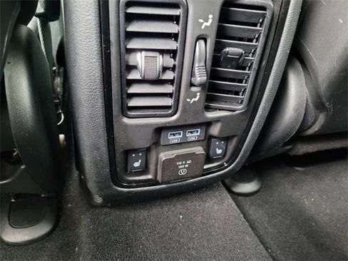 Certified 2024 Dodge Durango GT image 13