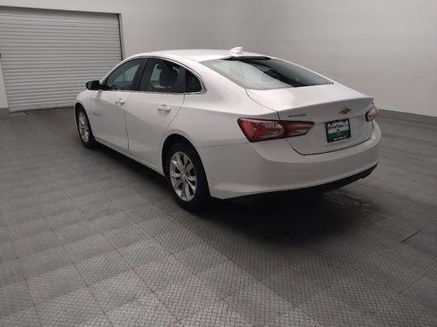 Used 2022 Chevrolet Malibu LT FWD image 5