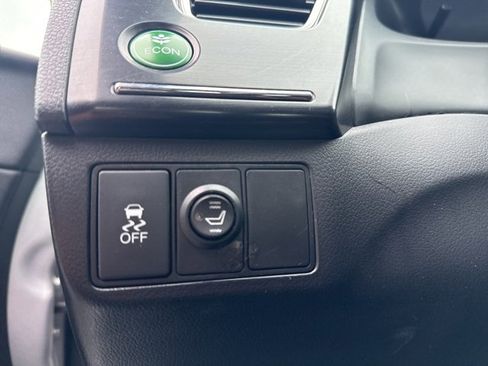 Used 2015 Honda Civic SE image 14