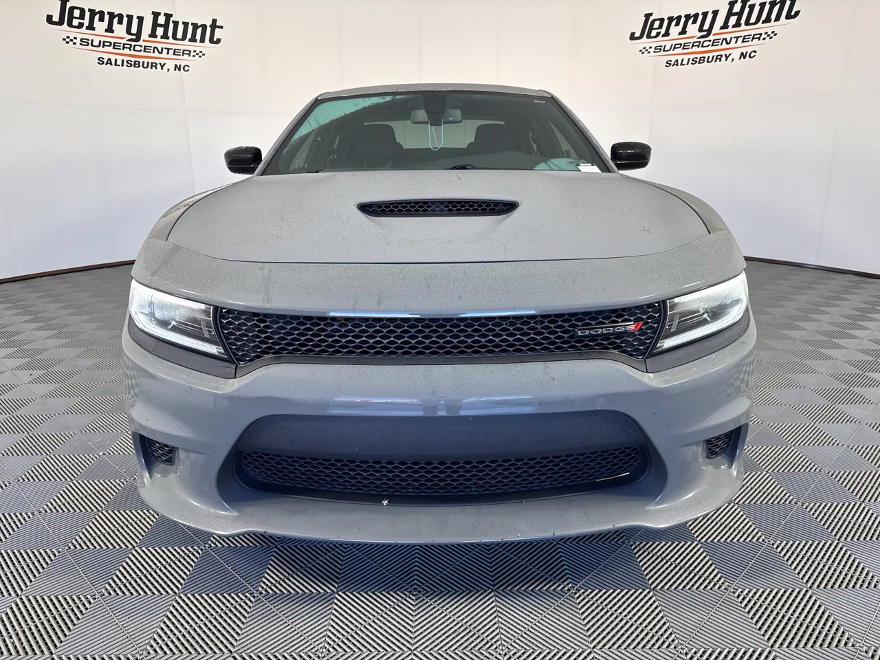 Used 2023 Dodge Charger R/T w/ Harman/Kardon Audio Group RWD image 4