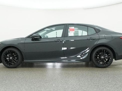 New 2026 Toyota Camry SE FWD image 22