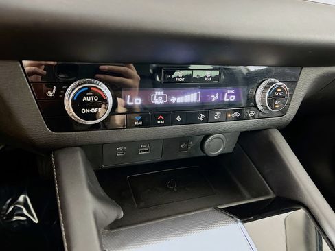Used 2022 Mitsubishi Outlander SEL AWD/4WD image 15