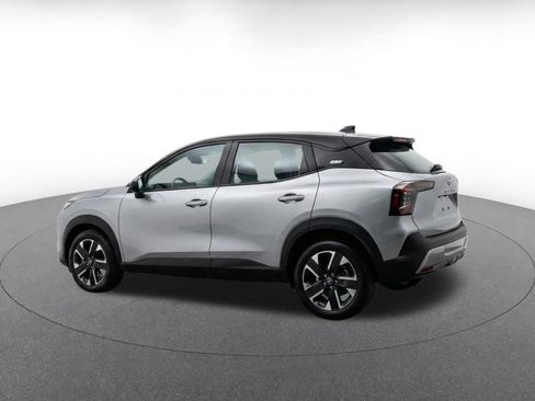 Used 2026 Nissan Kicks SV w/ Cold Weather Package AWD/4WD image 7