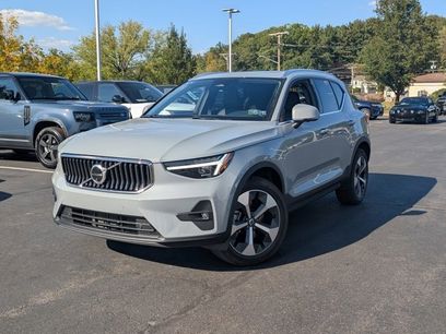 Used 2025 Volvo XC40 B5 Plus w/ Protection Package Premier
