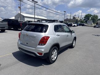 Used 2017 Chevrolet Trax LT w/ LT Convenience Package AWD/4WD video 3