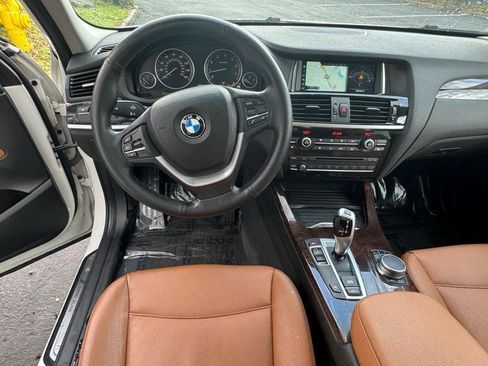 Used 2017 BMW X3 sDrive28i image 15
