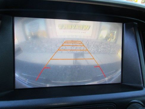 Used 2016 GMC Canyon SLT image 23