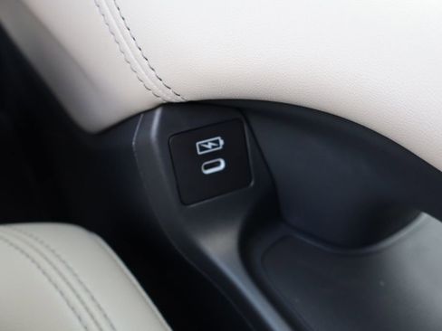 Used 2025 Honda HR-V EX-L image 22