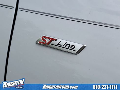 Certified 2025 Ford Escape ST-Line w/ Tech Pack #1 AWD/4WD image 5