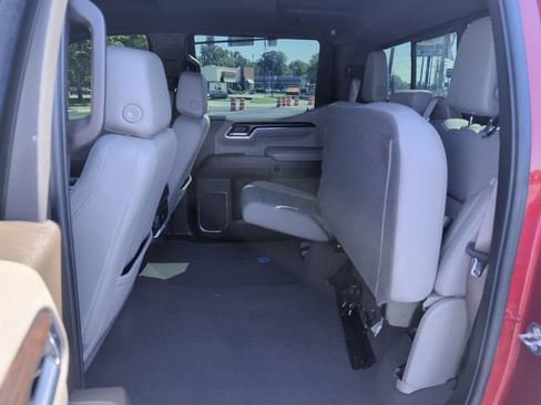 Used 2024 GMC Sierra 1500 SLT w/ SLT Premium Plus Package AWD/4WD image 33
