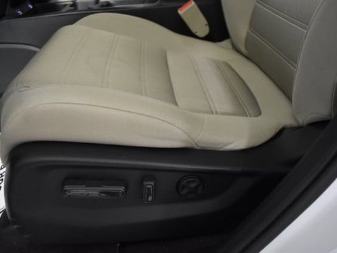Used 2020 Honda CR-V EX image 12