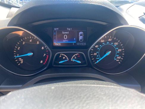 Used 2016 Ford Escape SE w/ Equipment Group 201A image 21