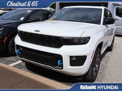 Used 2024 Jeep Grand Cherokee Limited 4xe AWD/4WD image 9