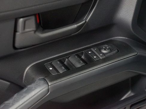 New 2026 Toyota 4Runner SR5 AWD/4WD image 32