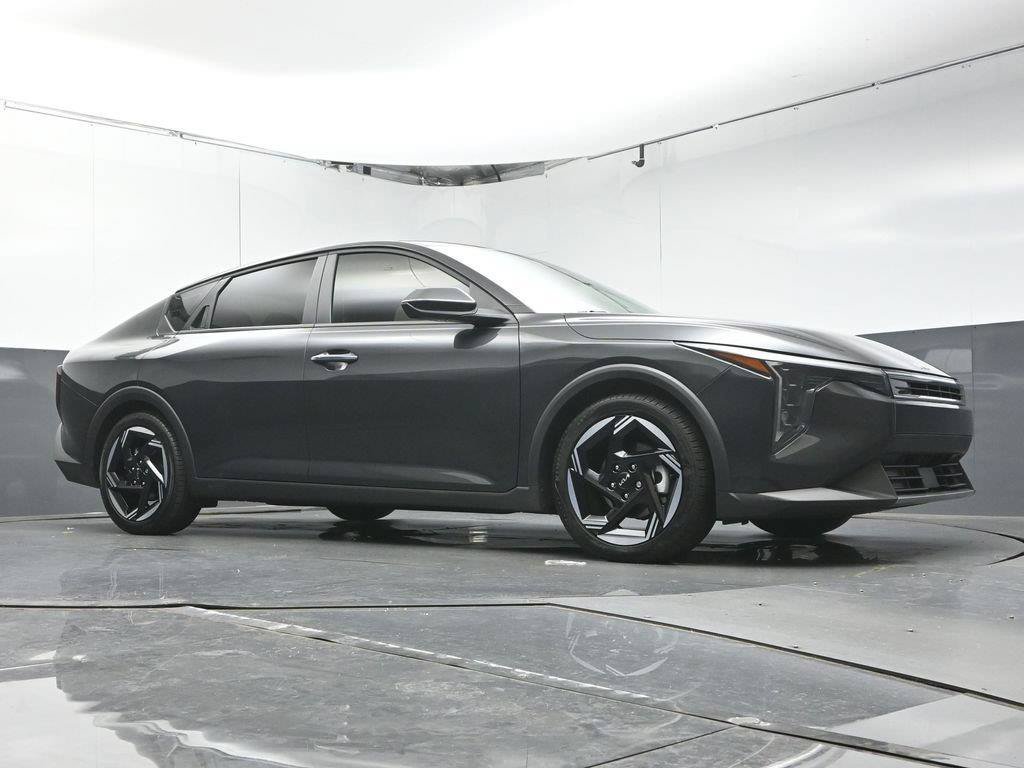 Used 2025 Kia K4 GT-Line Turbo FWD image 38
