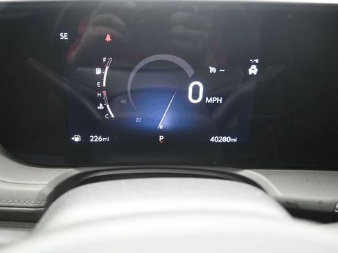 Used 2024 Buick Encore GX Sport Touring FWD image 6