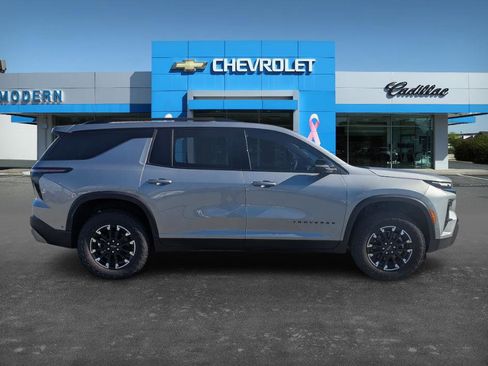 New 2026 Chevrolet Traverse Z71 w/ Enhanced Driving Package image 4