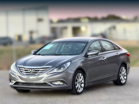 Used 2013 Hyundai Sonata SE image 6