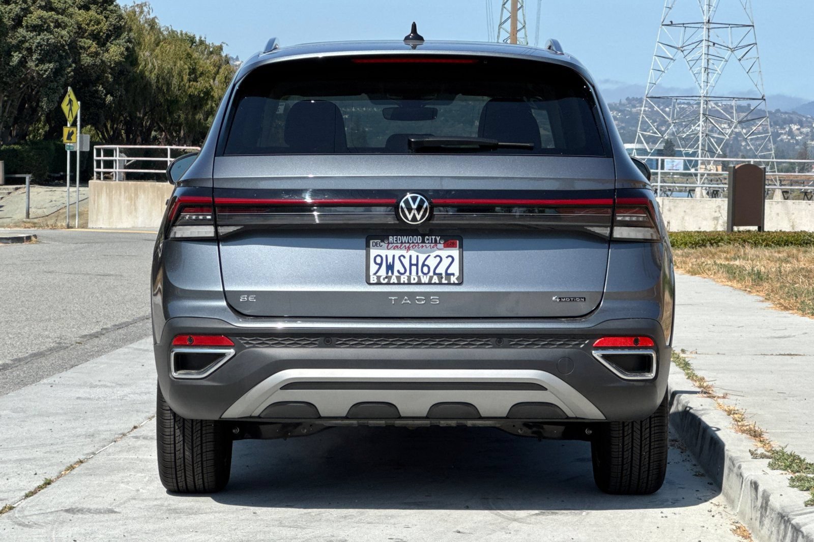 Certified 2026 Volkswagen Taos SE w/ Panoramic Sunroof Package AWD/4WD image 5