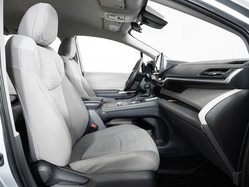 Used 2022 Toyota Sienna LE image 27