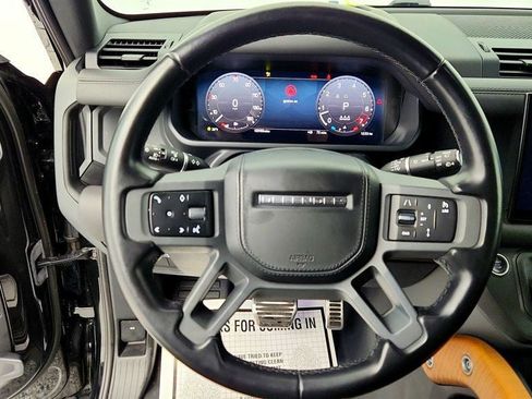 Used 2023 Land Rover Defender 110 X AWD/4WD image 13