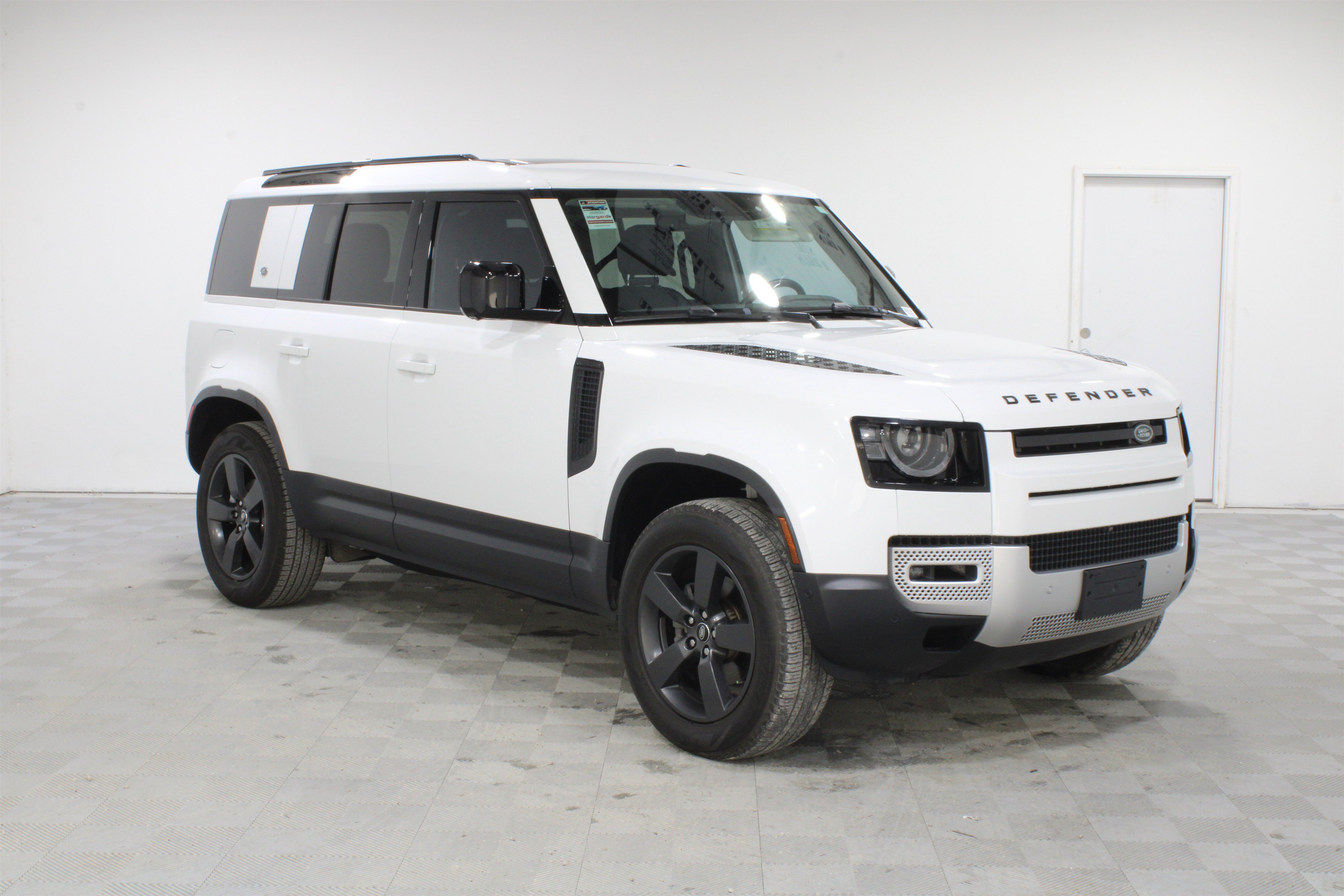 Used 2024 Land Rover Defender 110 S AWD/4WD image 1