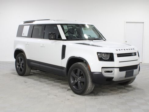 Used 2024 Land Rover Defender 110 S AWD/4WD image 1