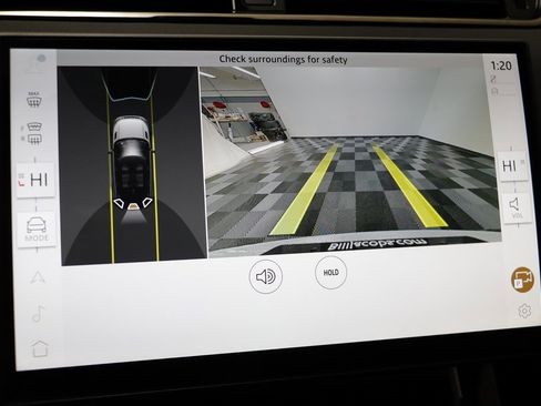 Used 2026 Land Rover Range Rover Evoque S image 11