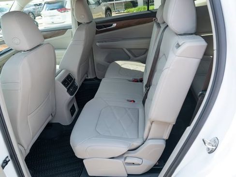 New 2026 Volkswagen Atlas SE FWD image 30