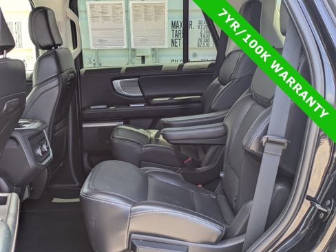 Certified 2025 Ford Expedition Platinum AWD/4WD image 18