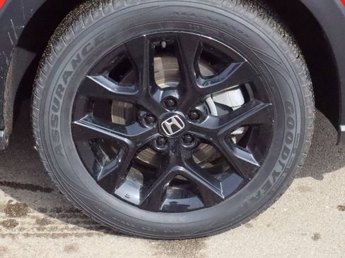 Used 2024 Honda HR-V Sport image 17