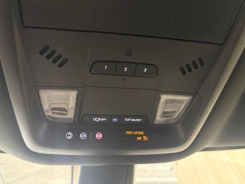 Used 2023 Buick Enclave Essence w/ LPO, Floor Liner Package FWD image 28