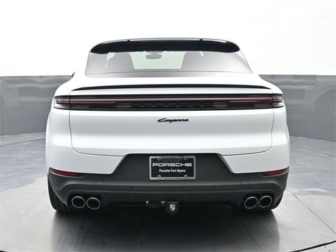 New 2026 Porsche Cayenne E-Hybrid Coupe image 23