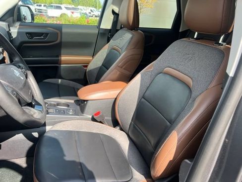Used 2024 Ford Bronco Sport Outer Banks w/ Tech Package AWD/4WD image 23