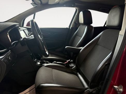 Used 2019 Buick Encore Preferred FWD image 7