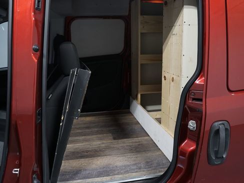 Used 2018 RAM ProMaster City Tradesman SLT w/ Lights & Wheels Group image 25