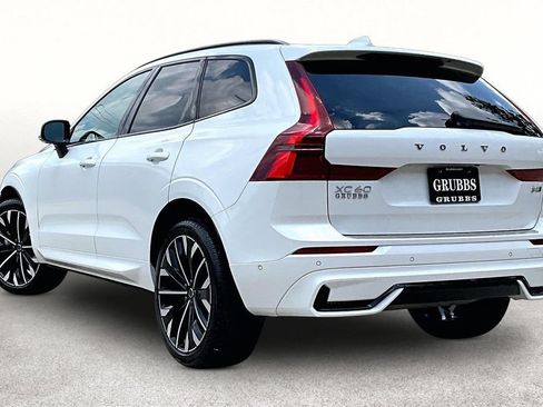 Used 2026 Volvo XC60 B5 Ultra AWD/4WD image 16