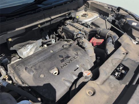 Used 2022 Mitsubishi Outlander Sport ES FWD image 10