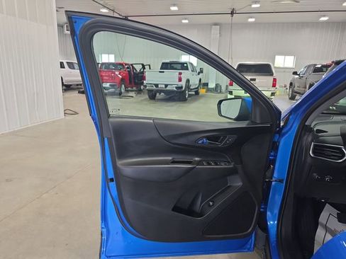 Used 2024 Chevrolet Equinox LT AWD/4WD image 22
