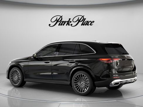 Used 2026 Mercedes-Benz GLC 300 image 9