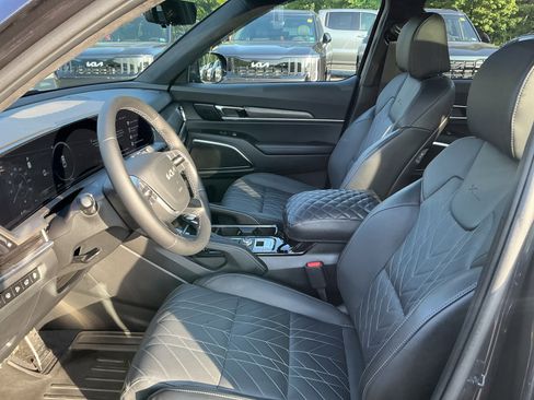 Certified 2025 Kia Telluride SX Prestige X-Line AWD/4WD image 15