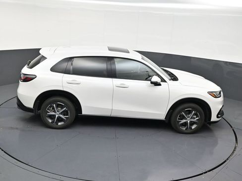 Used 2024 Honda HR-V EX-L image 18