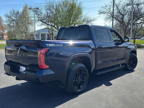 Used 2025 Toyota Tundra Limited w/ TRD Off-Road Package AWD/4WD image 10