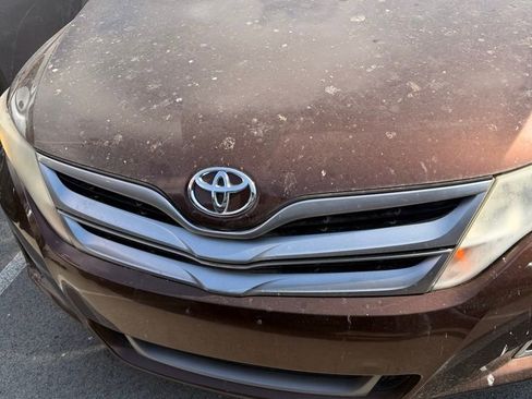 Used 2014 Toyota Venza XLE w/ XLE Premium Package image 2