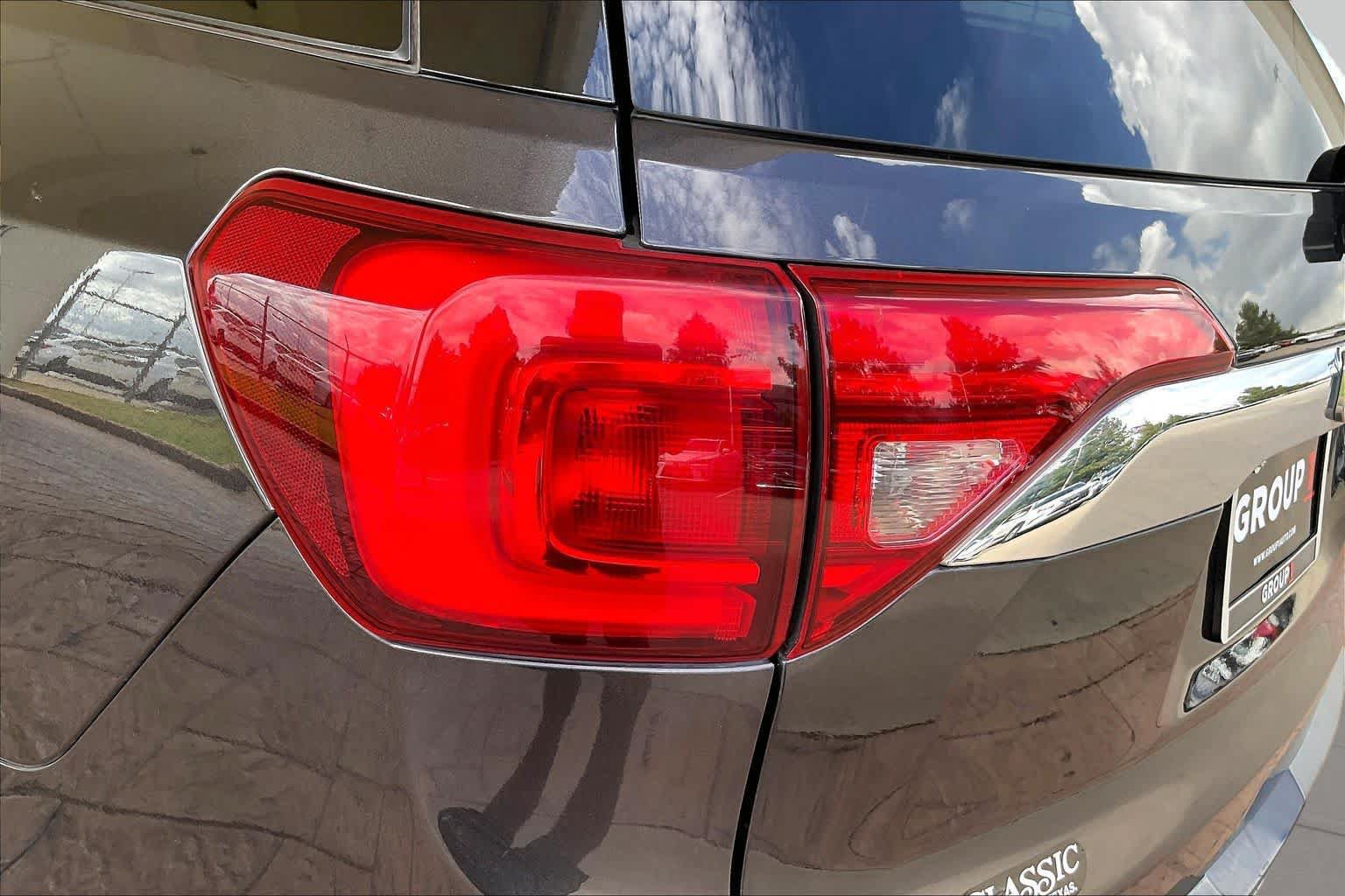 Used 2017 GMC Acadia SLE FWD image 26